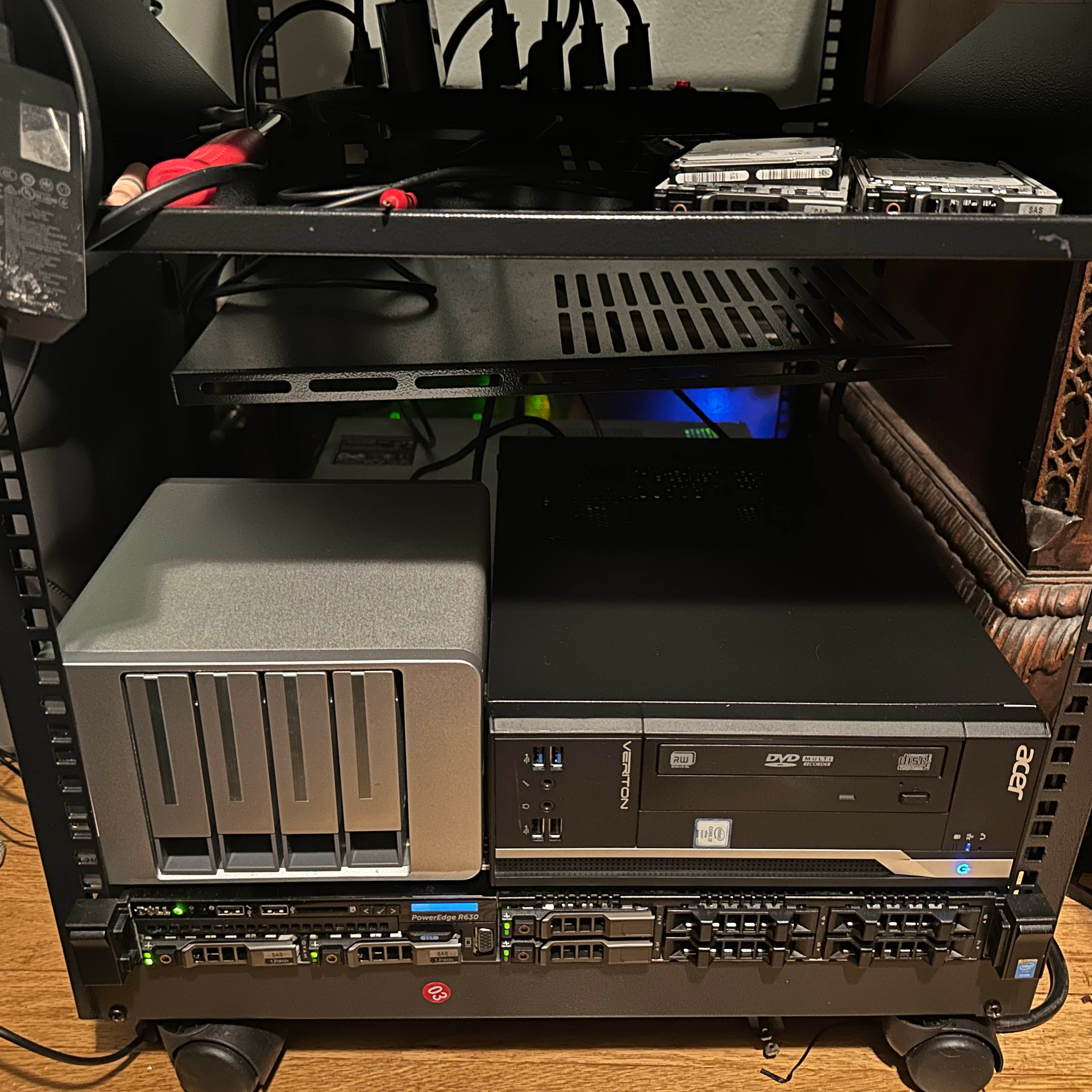 Server Rack